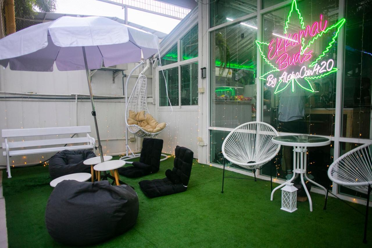 420 Hostel - Ekkamai Buds & Beds 방콕 외부 사진