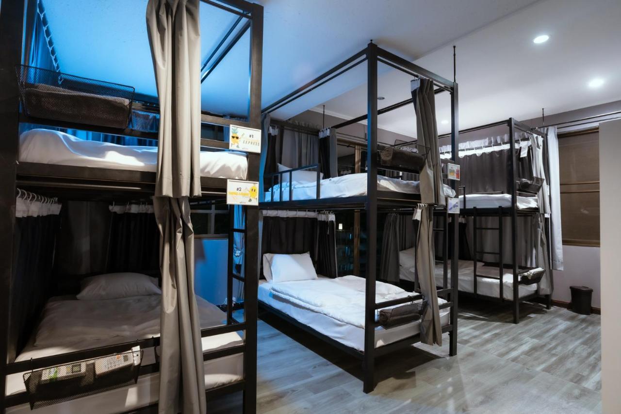 420 Hostel - Ekkamai Buds & Beds 방콕 외부 사진