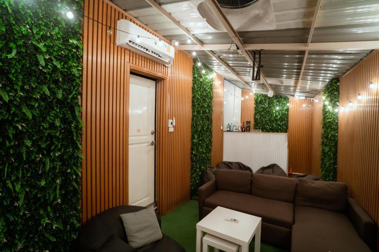 420 Hostel - Ekkamai Buds & Beds 방콕 외부 사진
