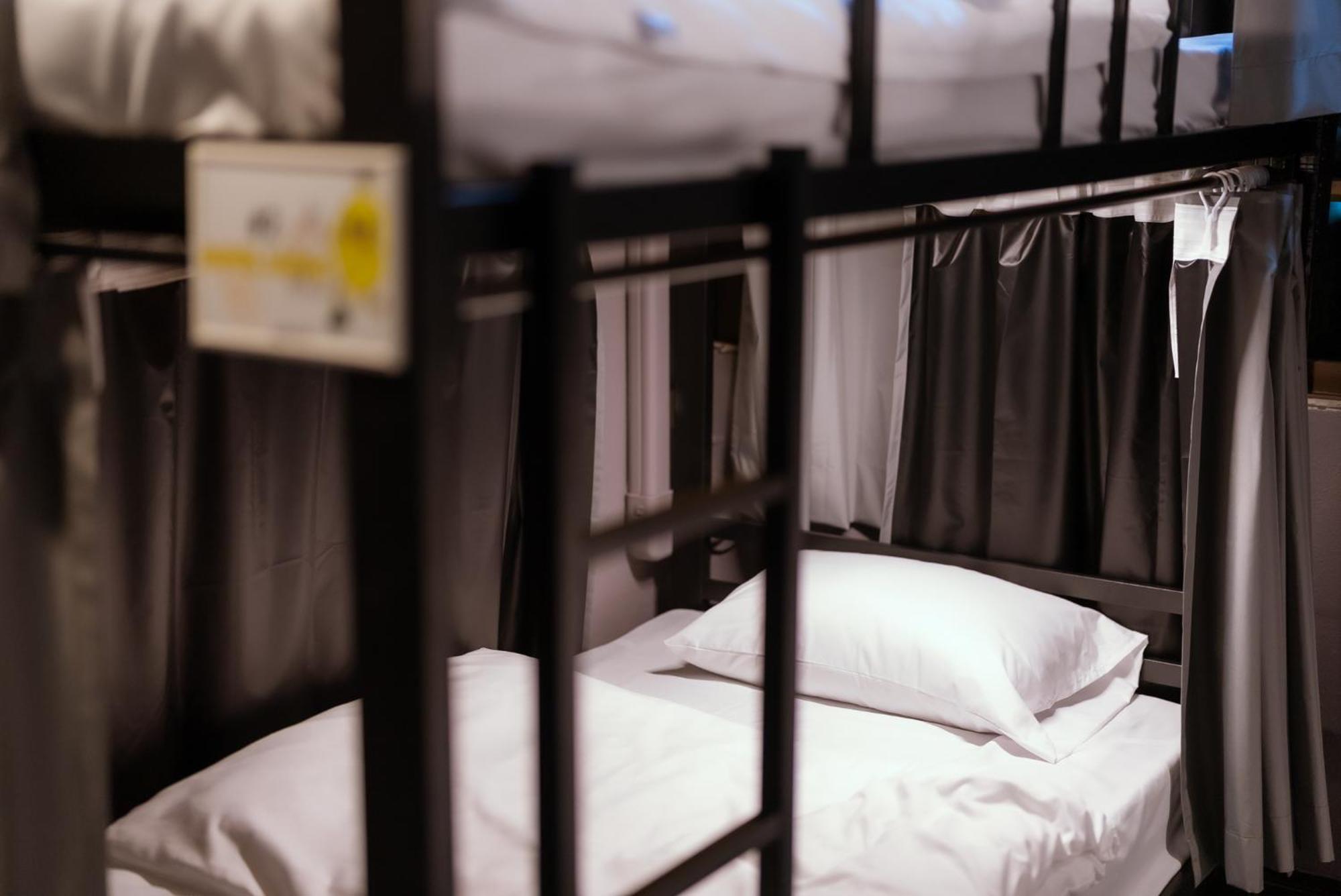 420 Hostel - Ekkamai Buds & Beds 방콕 외부 사진