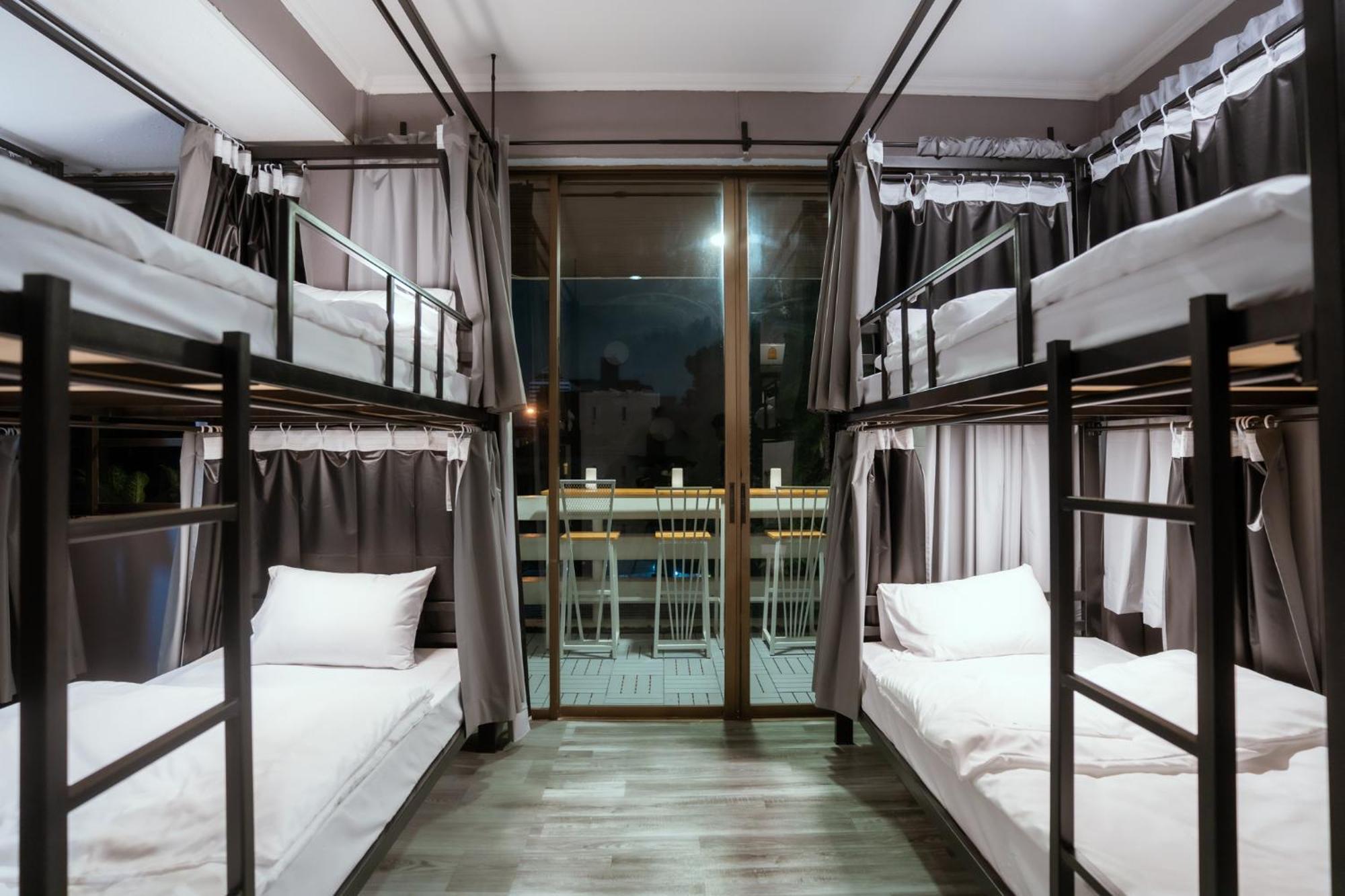 420 Hostel - Ekkamai Buds & Beds 방콕 외부 사진