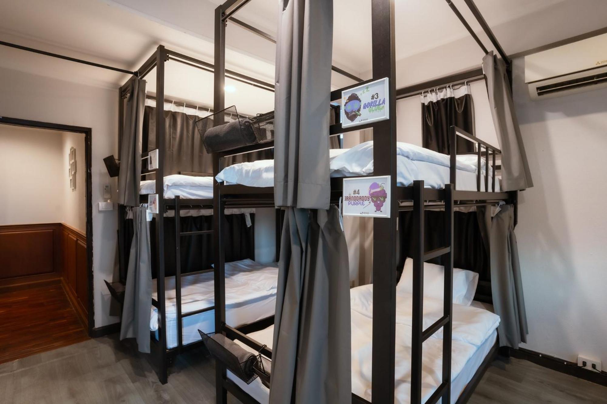 420 Hostel - Ekkamai Buds & Beds 방콕 외부 사진