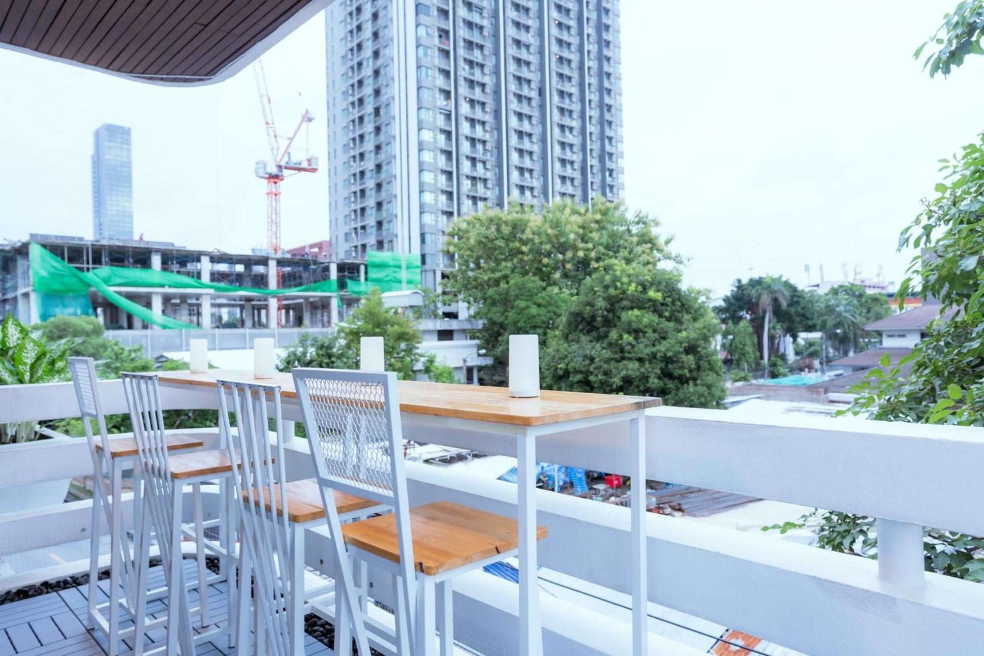 420 Hostel - Ekkamai Buds & Beds 방콕 외부 사진