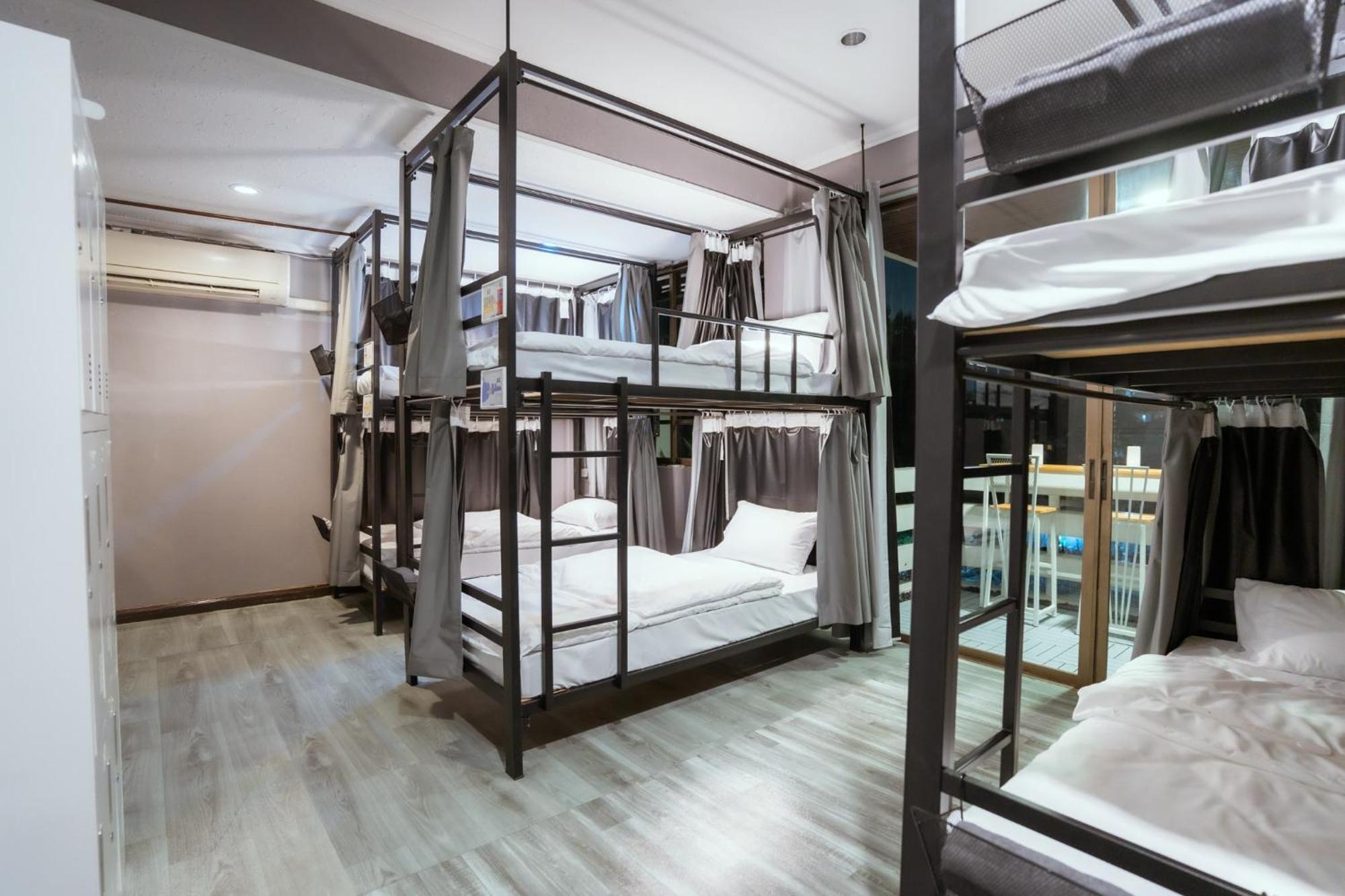 420 Hostel - Ekkamai Buds & Beds 방콕 외부 사진
