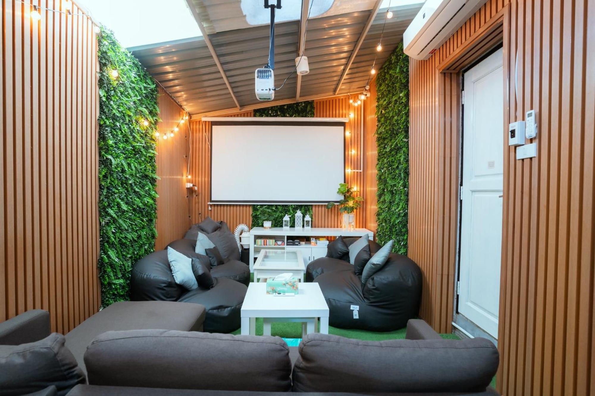 420 Hostel - Ekkamai Buds & Beds 방콕 외부 사진